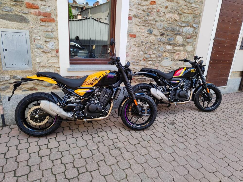 Royal Enfield Guerrilla 450 (2024 - 25) (2)