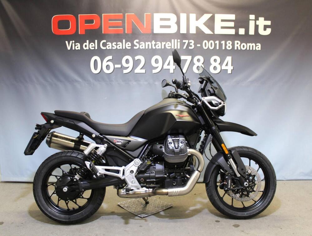 Moto Guzzi V85 Strada (2024 - 25)