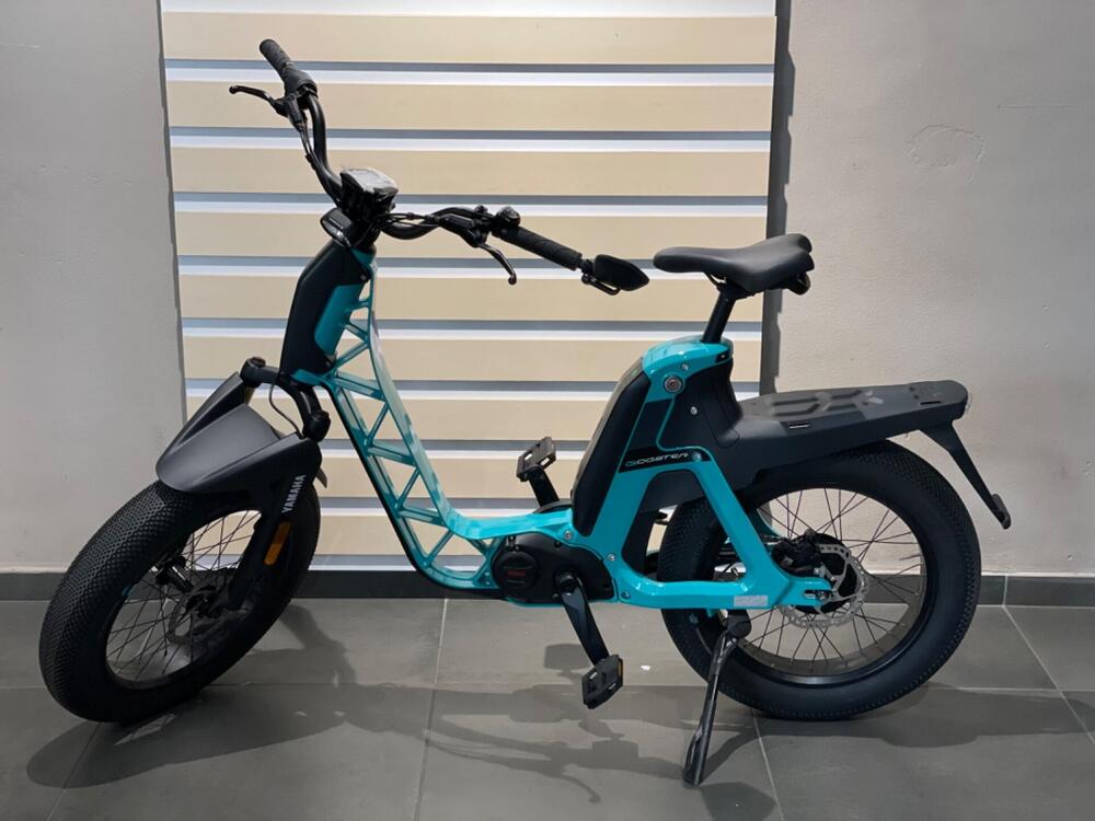 BICICLETTA BOOSTER EASY YAMAHA (4)