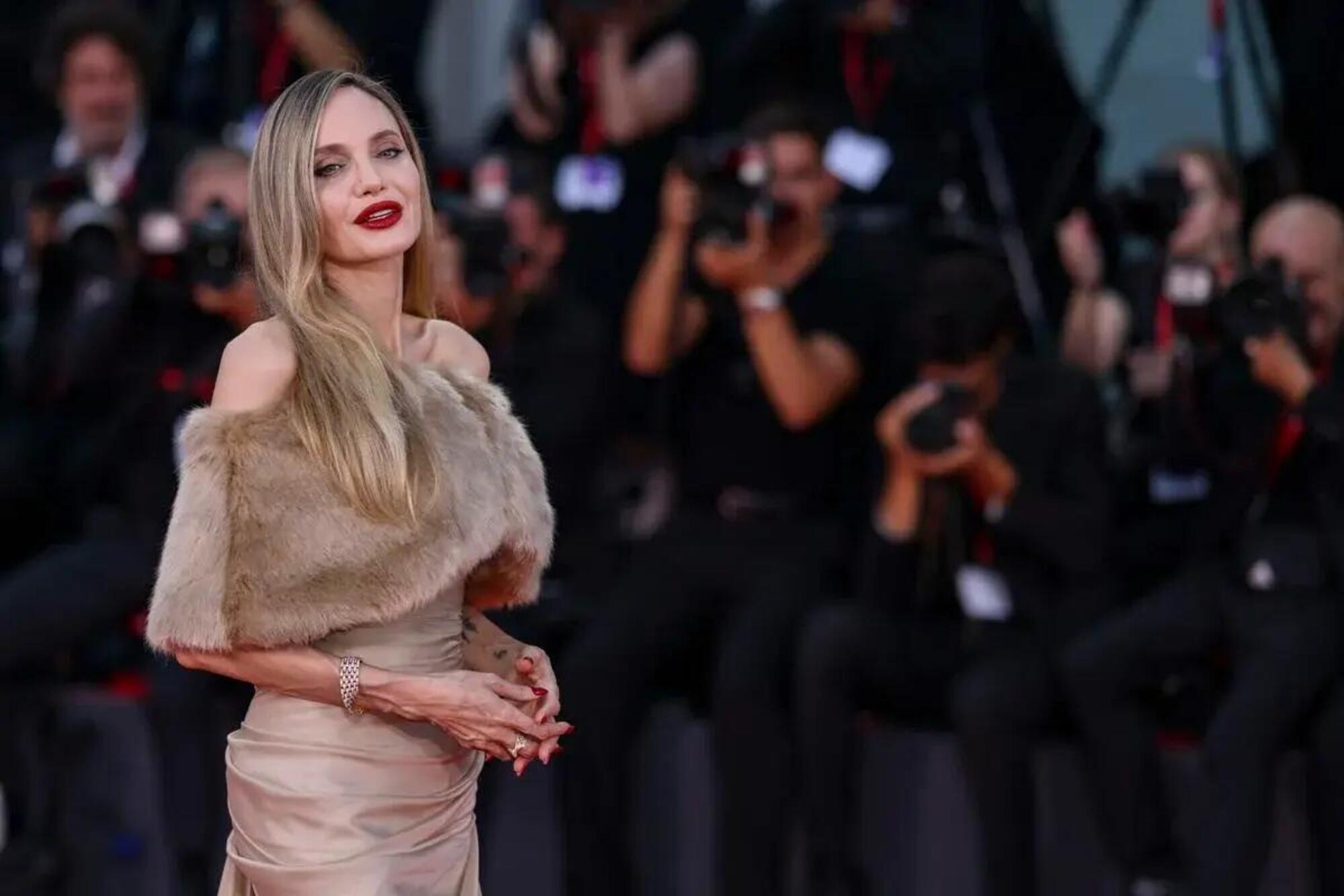 Angelina Jolie al Festival del cinema di Venezia 2024