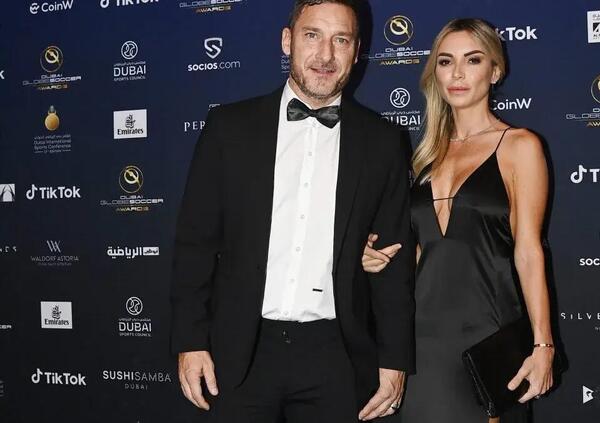 Ma va tutto bene tra Francesco Totti e Noemi Bocchi? Lei non pubblica post da fine luglio su Instagram e lui intanto ha ricominciato a seguire llary Blasi, ma&hellip;