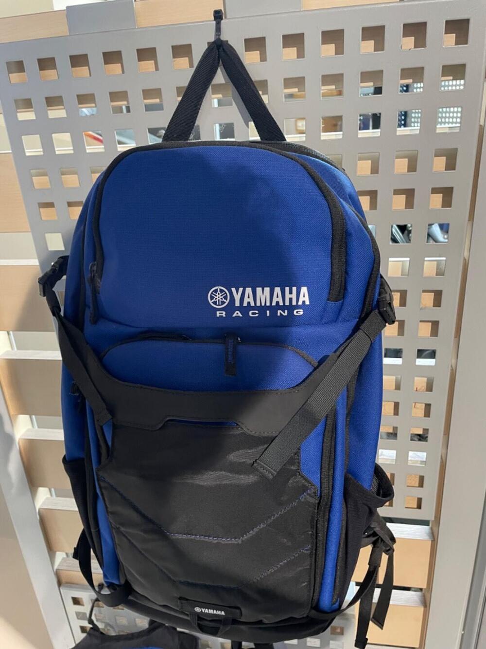 ZAINO YAMAHA PROTEZIONE POSTERIORE