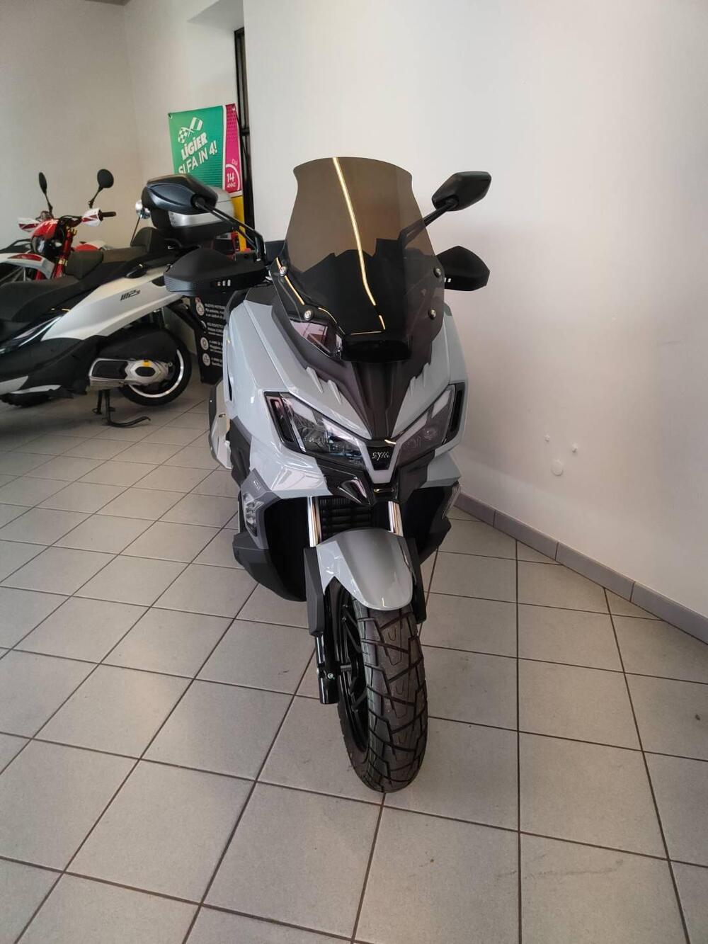 Sym ADX 300 (2024 - 25) (4)