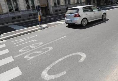 Milano, l'Area C si pagher&agrave; anche nei weekend 