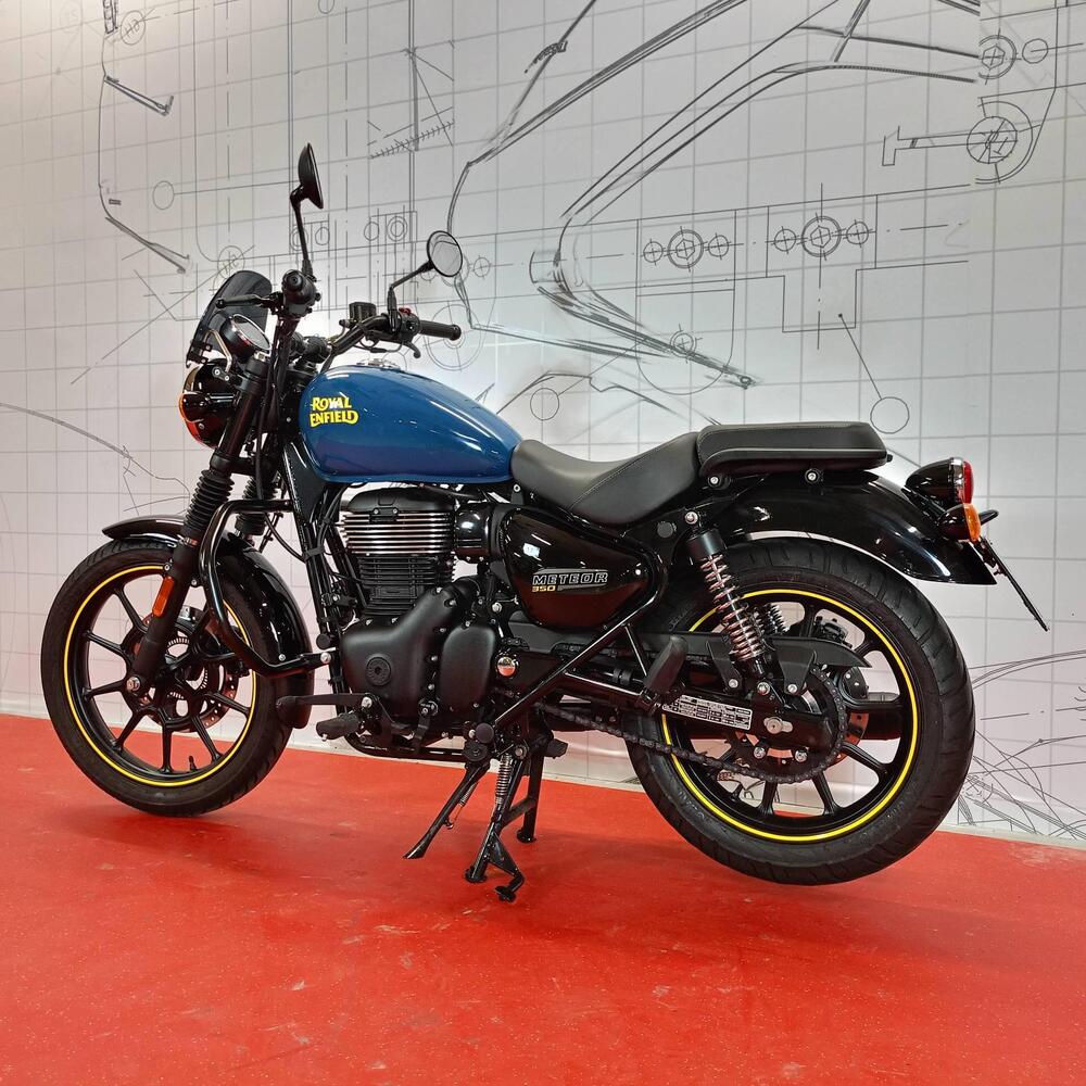 Royal Enfield Meteor 350 (2021 - 26) (8)