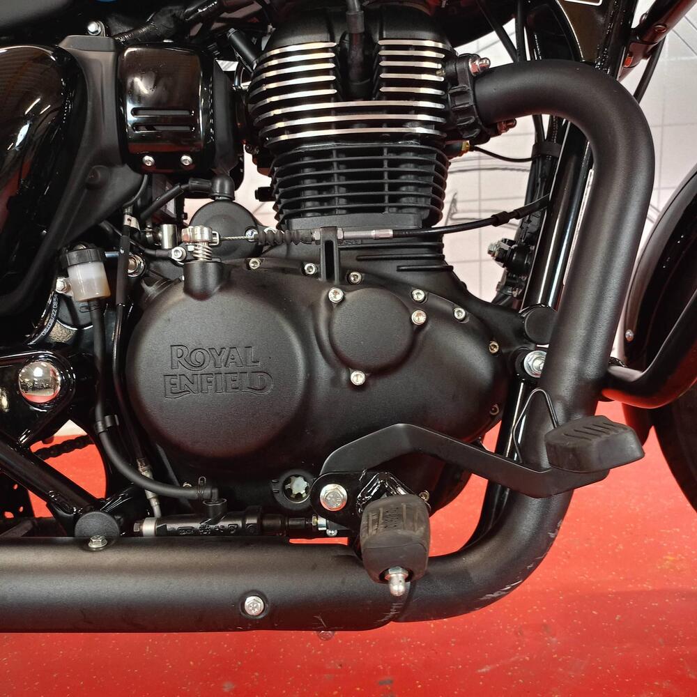 Royal Enfield Meteor 350 (2021 - 26) (12)