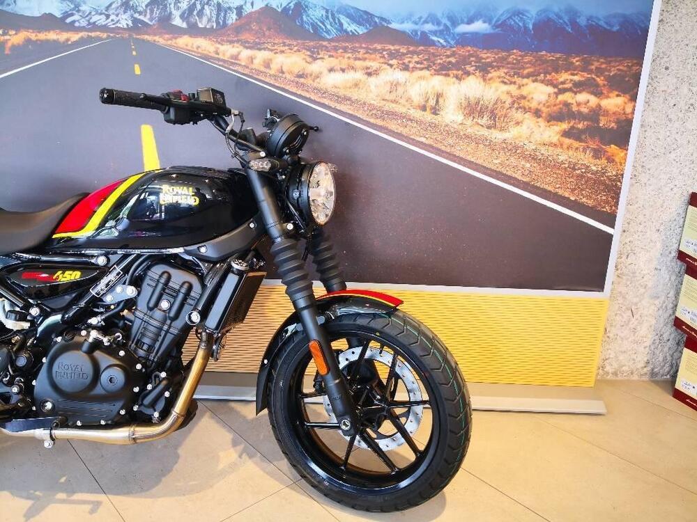 Royal Enfield Guerrilla 450 (2024 - 26) (4)