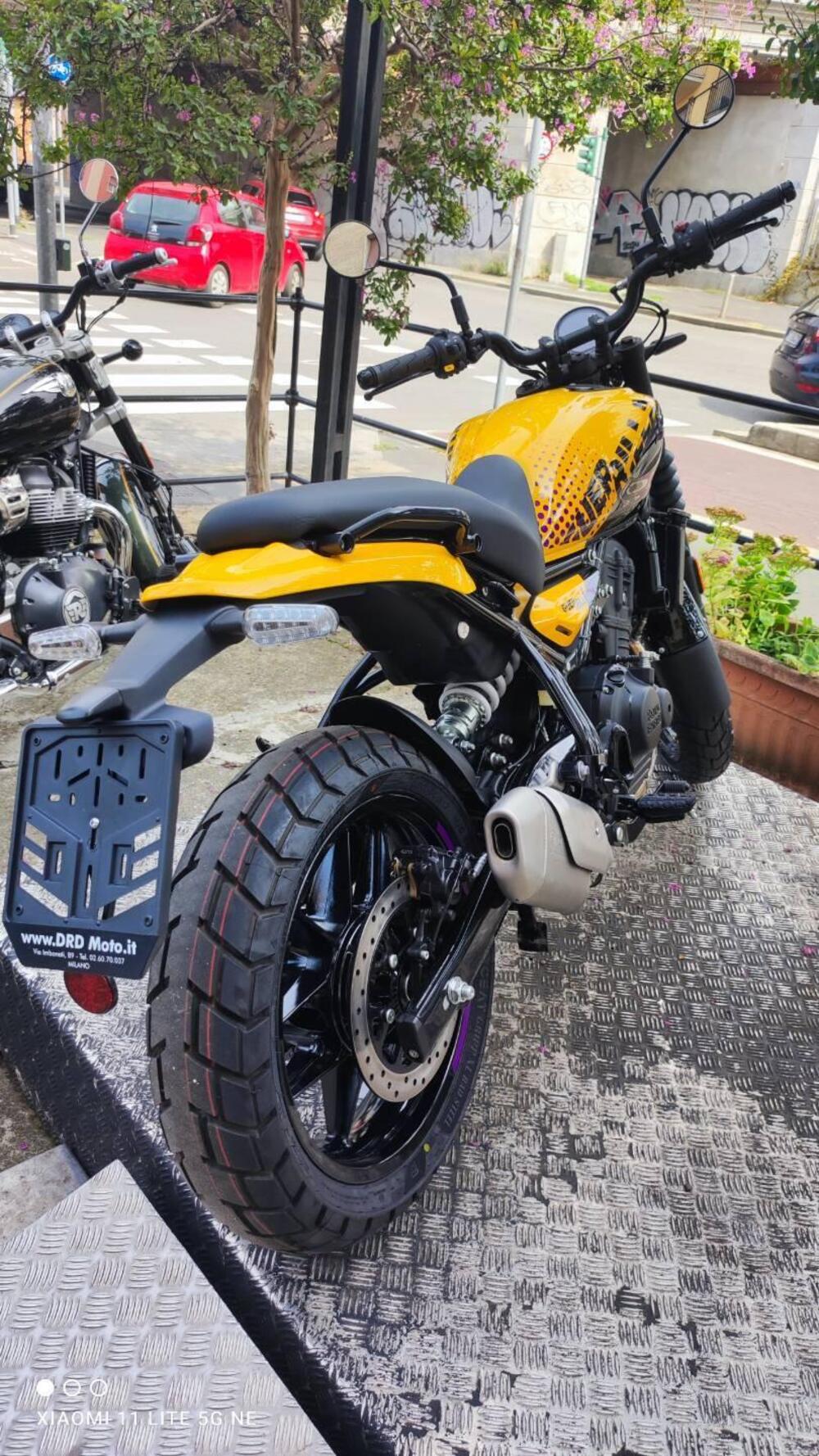 Royal Enfield Guerrilla 450 (2024 - 26) (2)