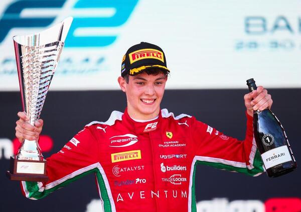 Ollie Bearman e le strade di Baku: il record del britannico in Formula 2 lo prepara per il debutto con la Haas