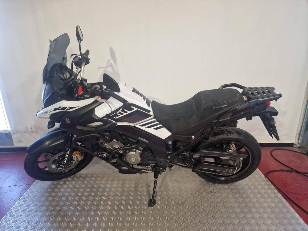 Suzuki V-Strom 650 (2021 - 25) (2)