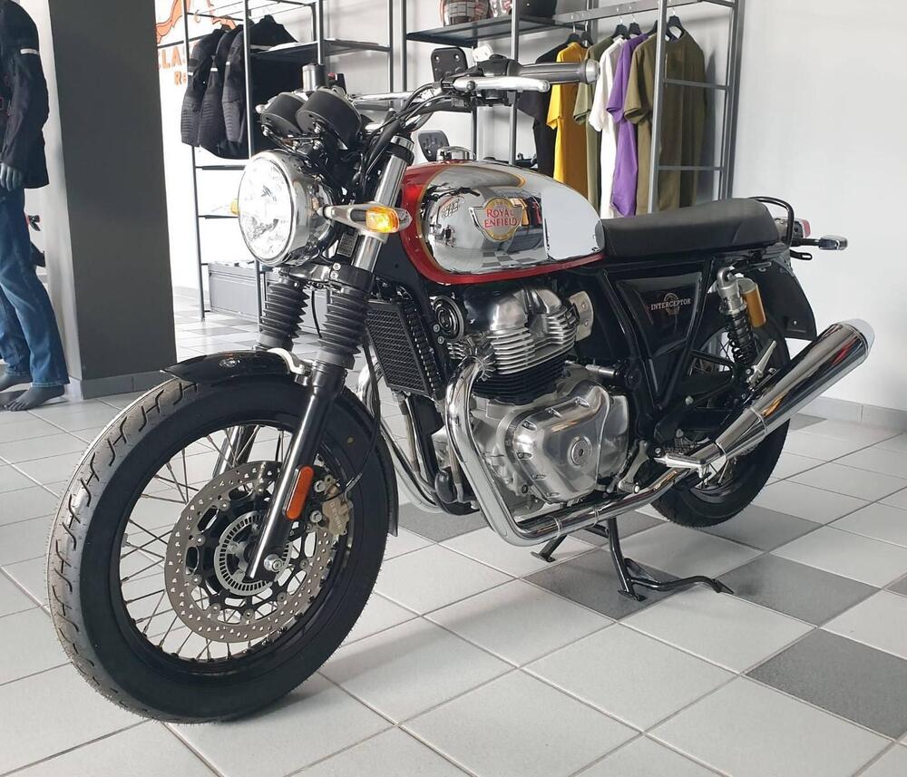 Royal Enfield Interceptor 650 (2021 - 25) (4)
