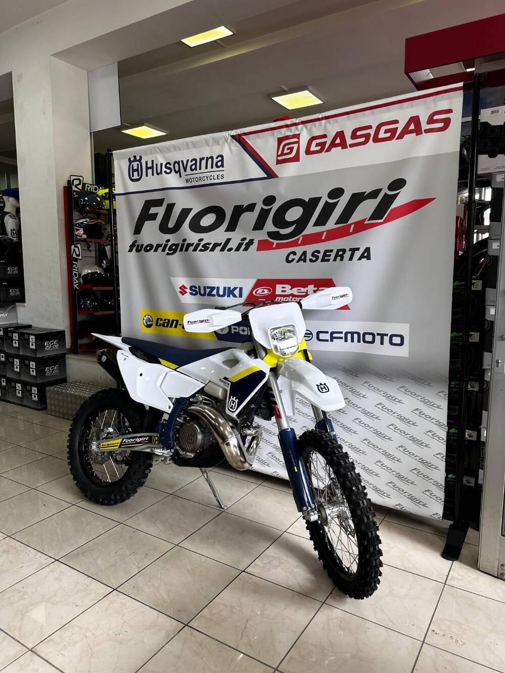 Husqvarna TE 300 (2026) (3)