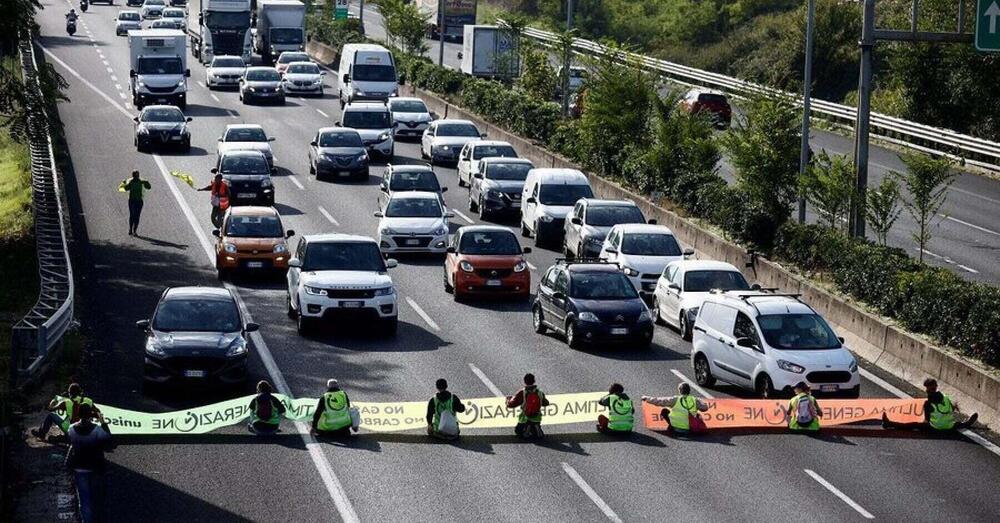 Blocchi stradali e occupazioni, &egrave; la fine di Ultima Generazione? Via libera ai &ldquo;gretini&rdquo; dietro le sbarre da parte dalla Camera, e&hellip;