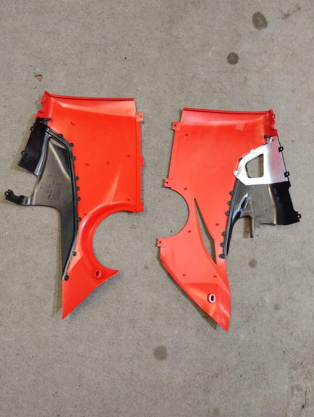 Carene Originali Rosse Ducati Panigale V4 S 2020 (2)