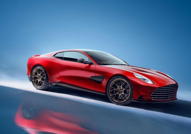 Aston Martin Vanquish (2024-->>)