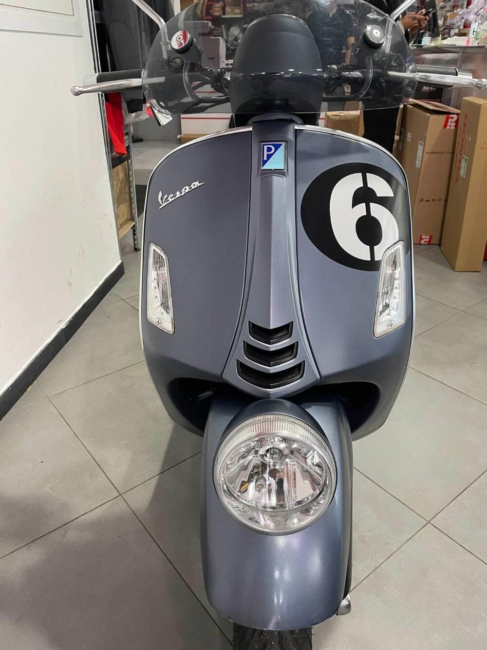 Vespa Sei Giorni 300 Hpe (2021 - 22) (7)