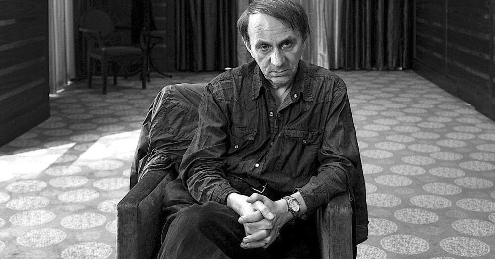 Shh! Adesso parla Houellebecq: &ldquo;I buonisti? Una catastrofe. Non sono moralmente superiori&rdquo;. Gli immigrati? &ldquo;Portano qui le loro guerre e non si integrano&rdquo;. E sull&rsquo;Ucraina, Trump e il nuovo libro, &ldquo;Annihilation&rdquo;&hellip;