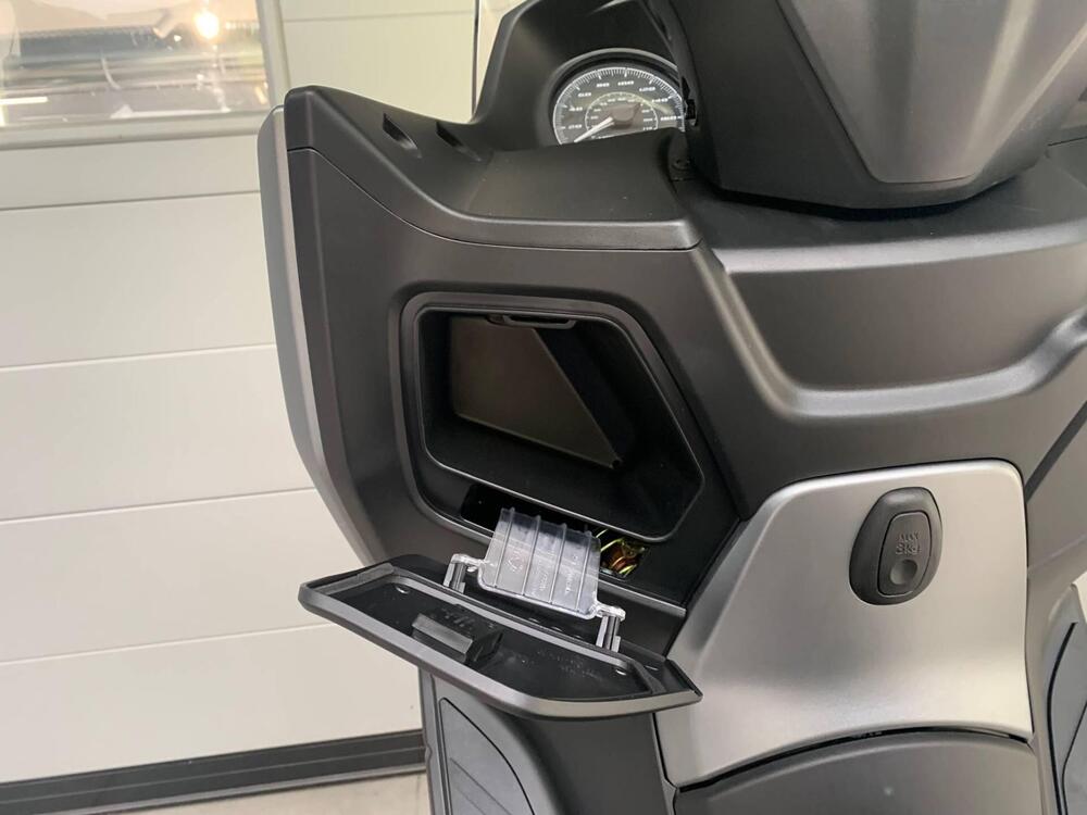 Kymco X-Town 300i City (2021 - 25) (18)