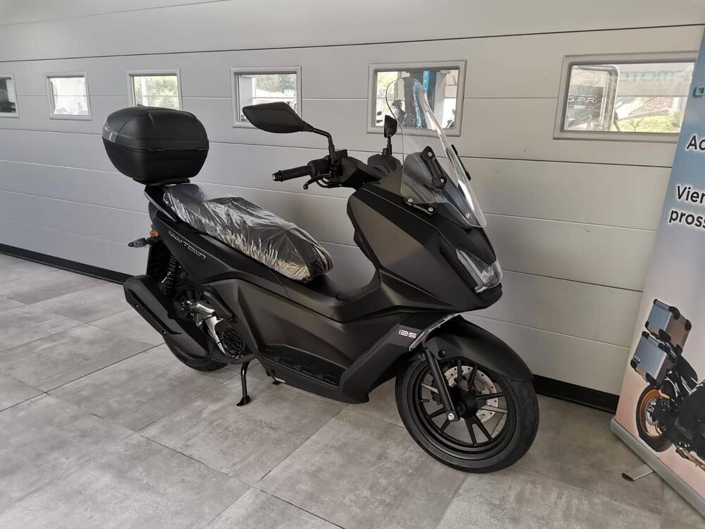 Kymco Skytown 125i (2024 - 25) (13)