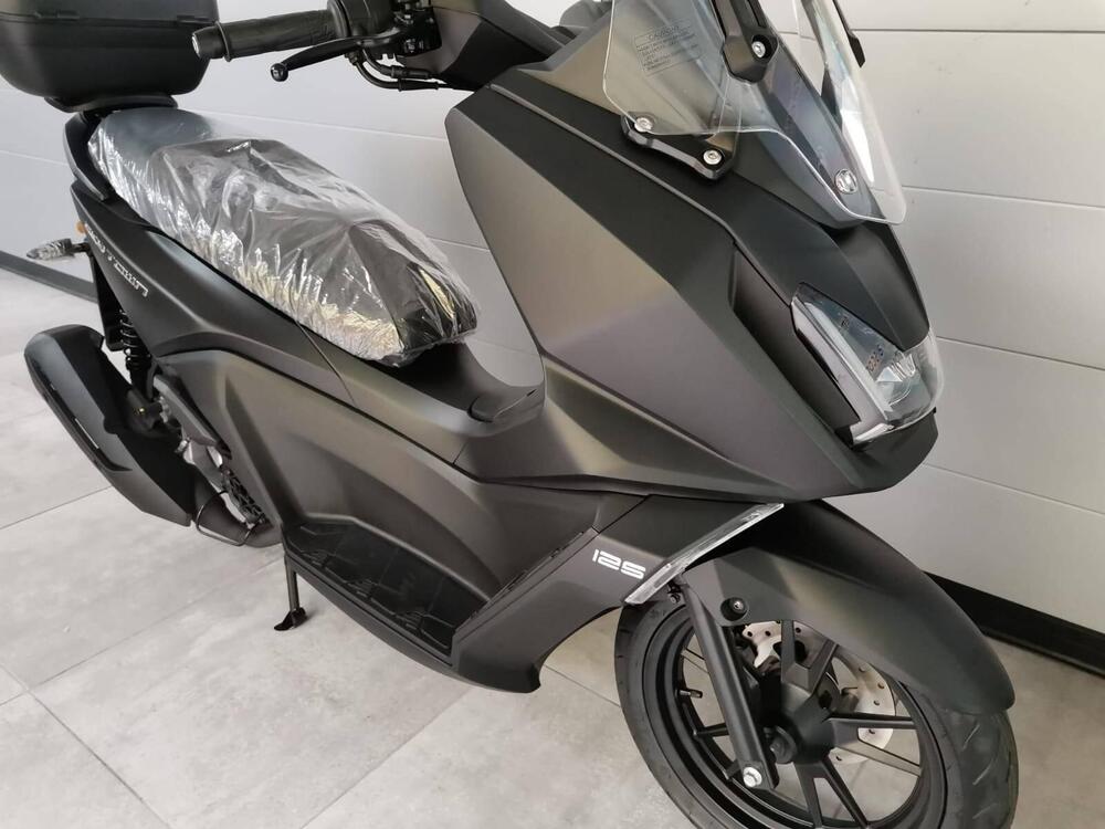 Kymco Skytown 125i (2024 - 25) (15)