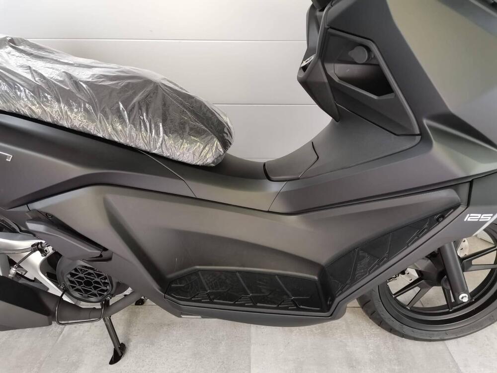 Kymco Skytown 125i (2024 - 25) (18)