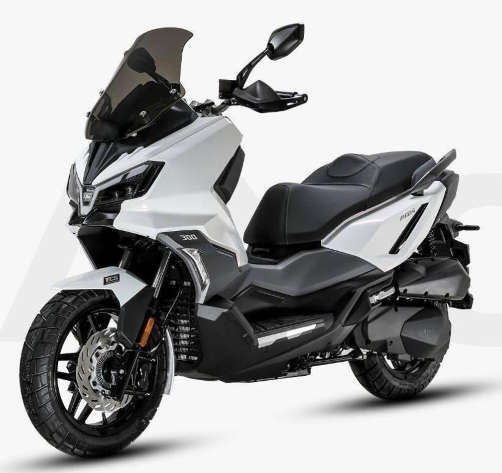 Sym ADX 300 (2024 - 25) (3)