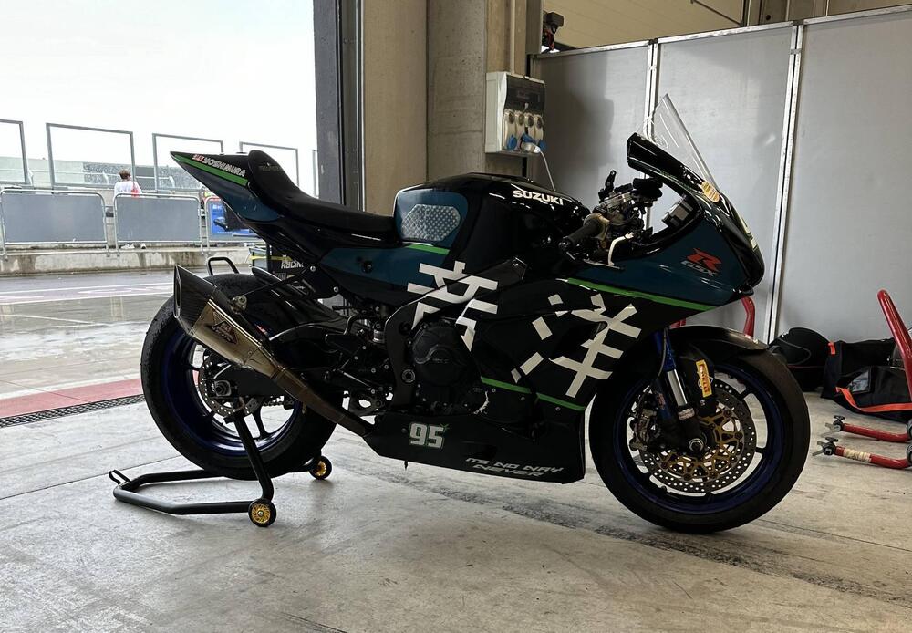 Suzuki GSX-R1000R (2017 - 18) (4)