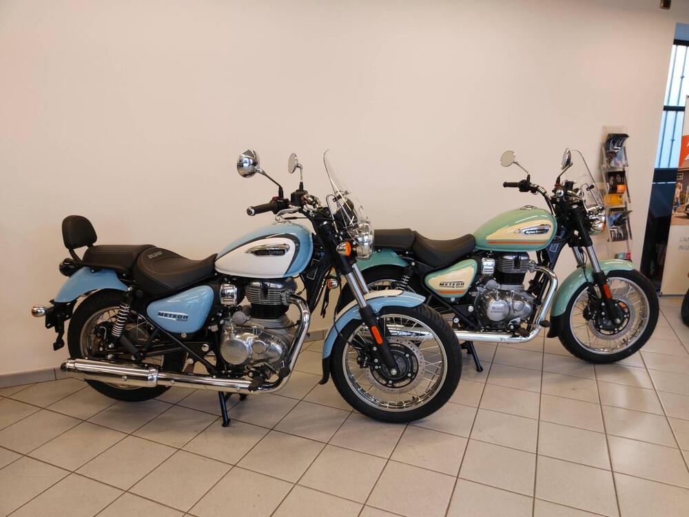 Royal Enfield Meteor 350 Aurora (2024 - 26)