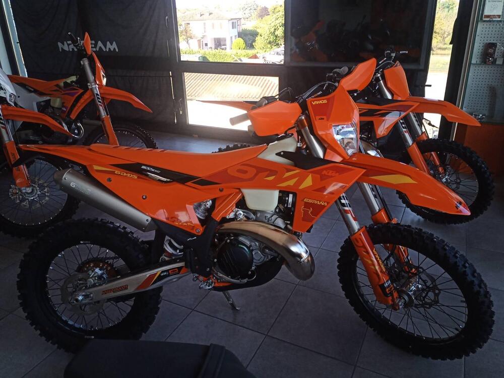 KTM 300 EXC Six Days (2025) (2)