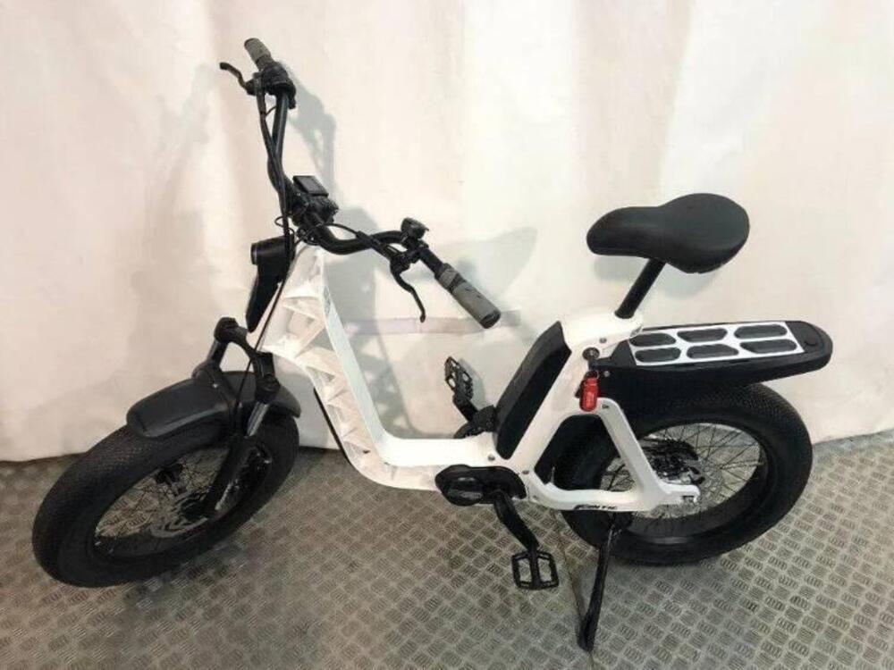 Fantic Motor Issimo 25 Urban (2022 - 25) (2)