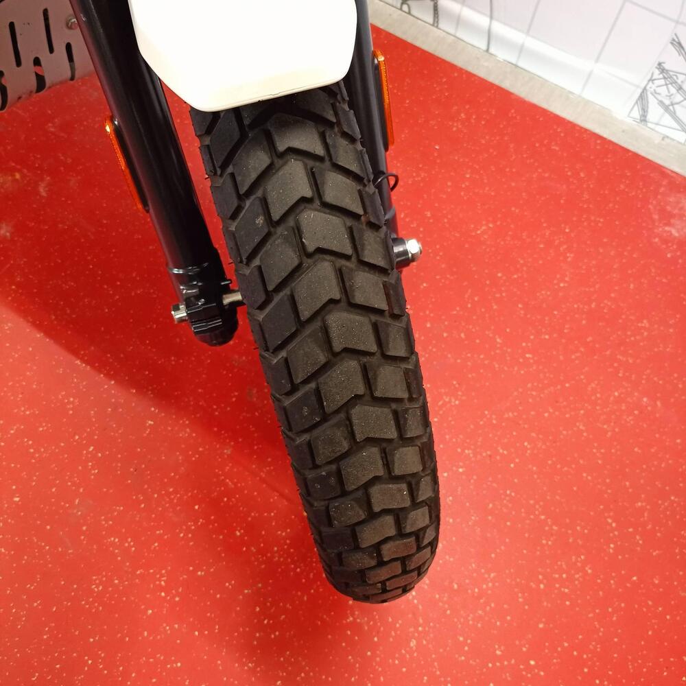 Royal Enfield Scram 411 (2022 - 24) (17)