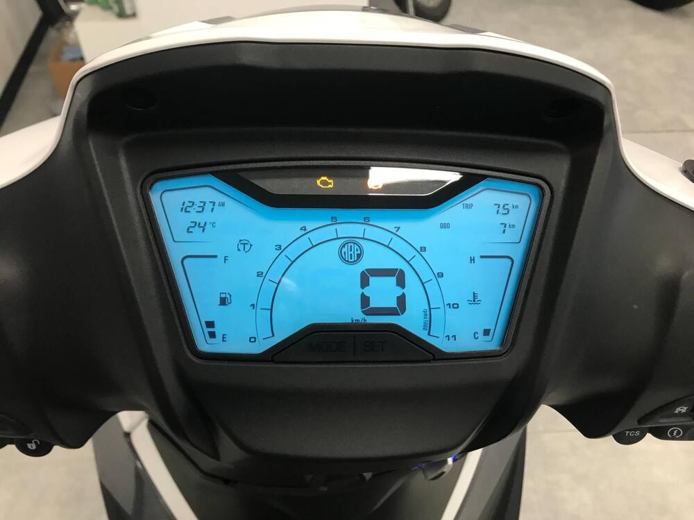 Morbidelli SC125LX (2024 - 25) (5)