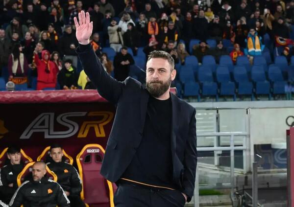 Daniele De Rossi esonerato dalla Roma? Perch&eacute; gli americani non capiscono un caz*o di calcio. Qualcuno gli spiega che il pallone non &egrave; ovale come al Super Bowl?