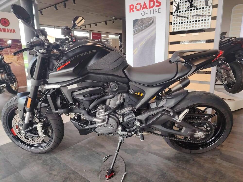 Ducati Monster 937 + (2021 - 25) (3)