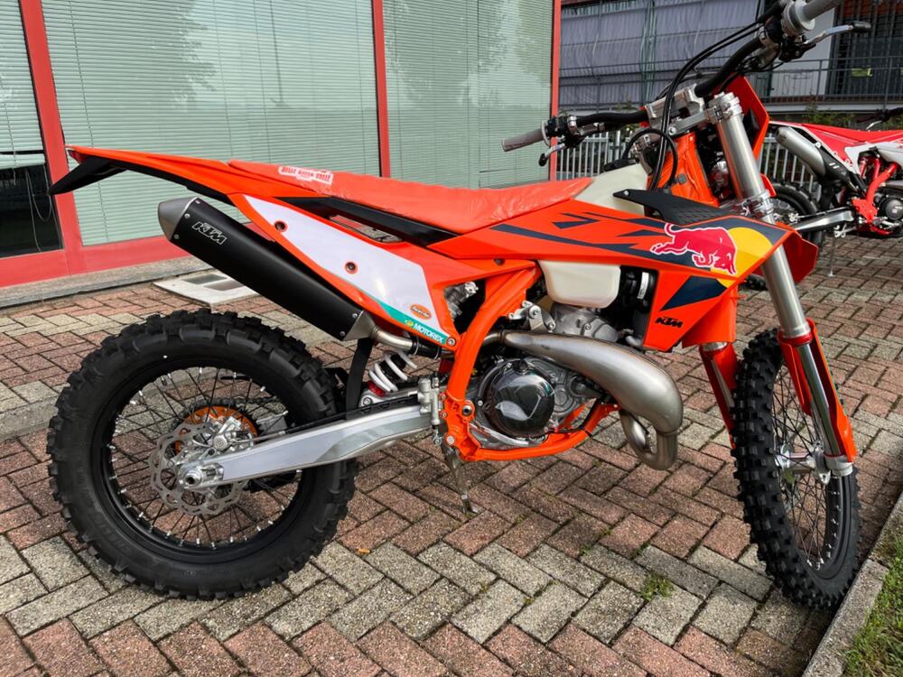 KTM 250 EXC Champion Edition (2025) (2)
