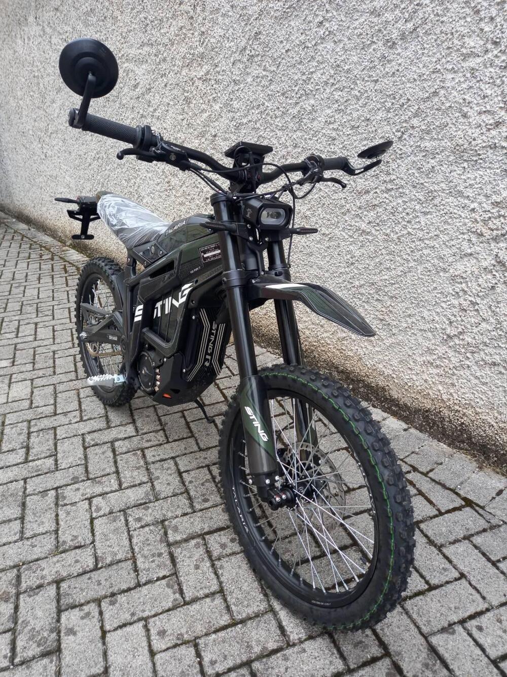 Talaria Moto Sting TL4000 R L1e (2023 - 25) (2)