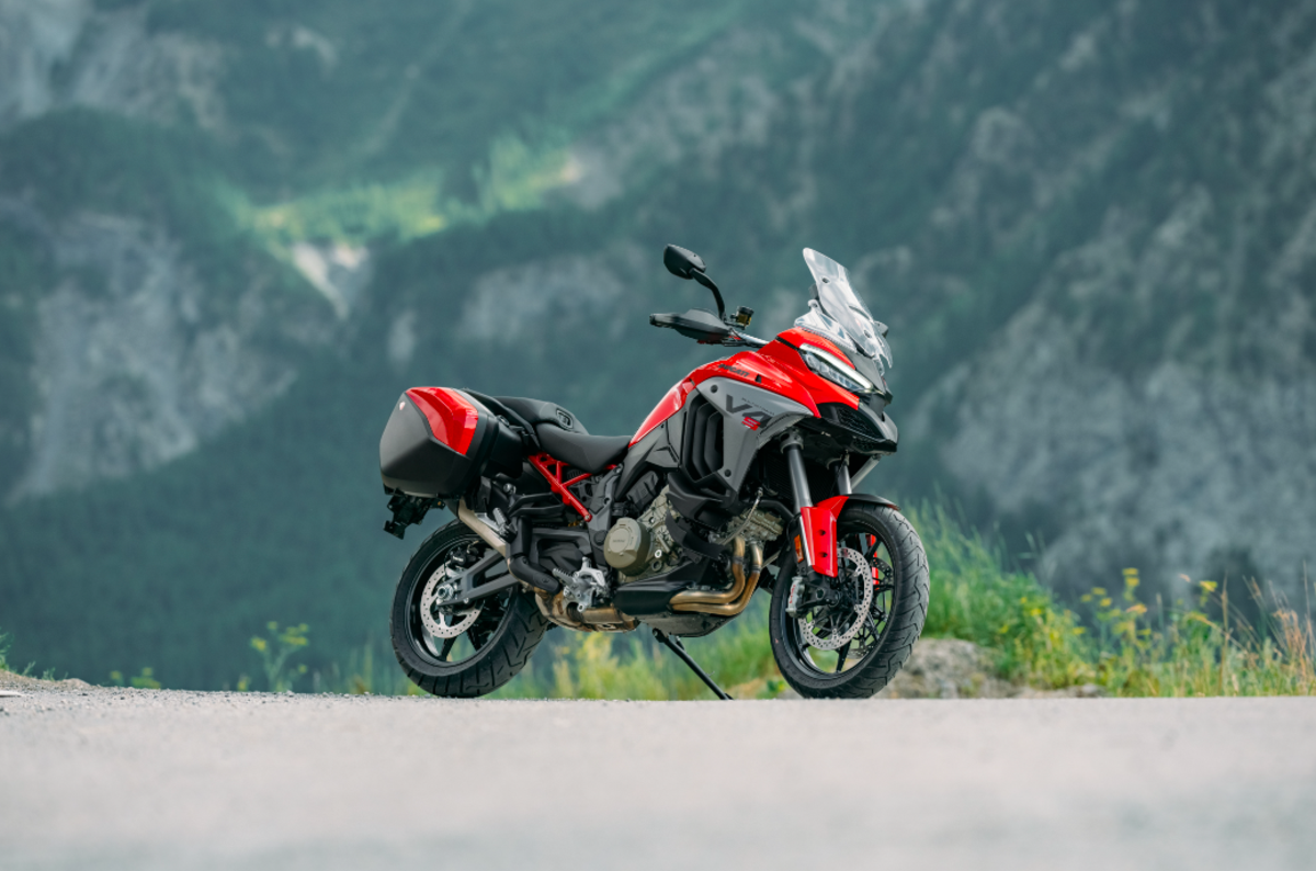 Bobine Ricambio Per Macchina Da Cucire - Set 3 Pezzi Porta Bobina Universale In Plastica Resistente - Foto 7