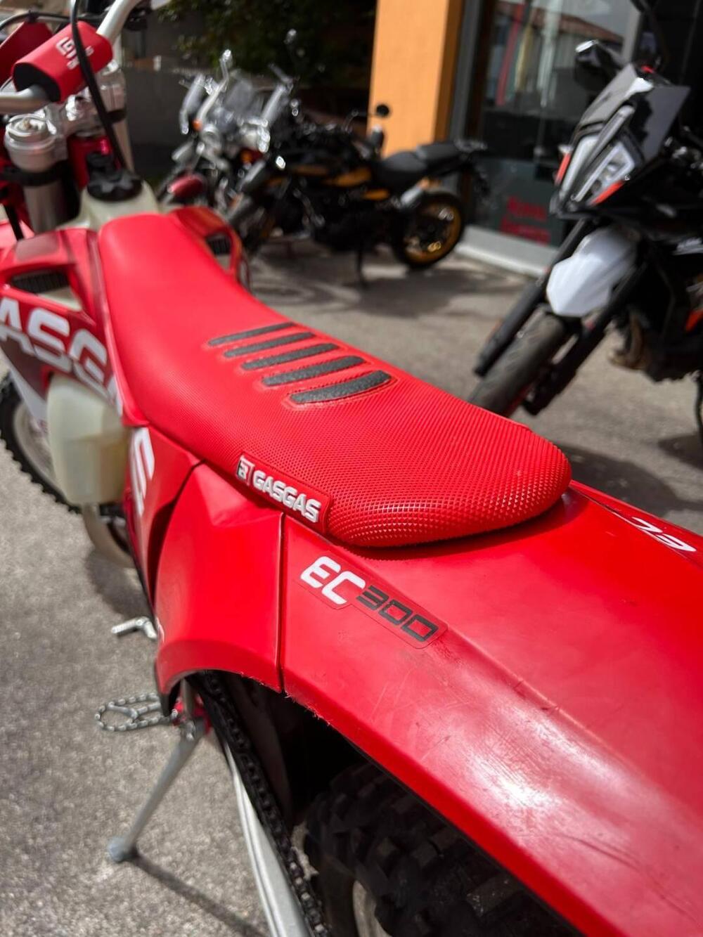 GASGAS EC 300 Tpi (2023) (4)