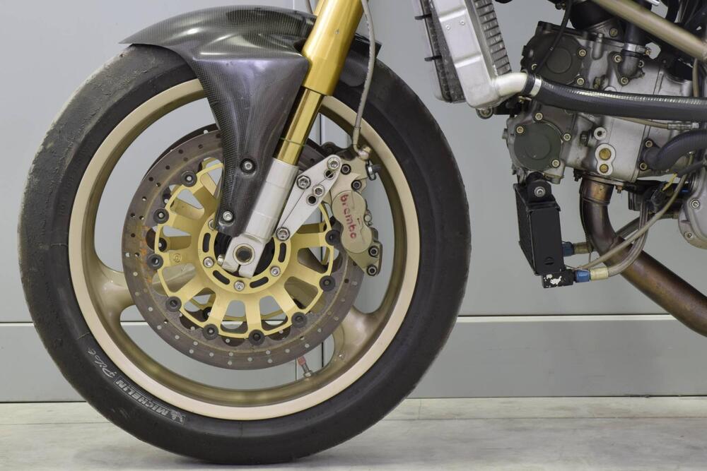 Ducati 888 Superbike (7)