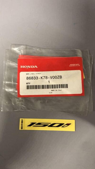 ADESIVO 150 HONDA SH 2017 CODICE 86833K78V00ZB