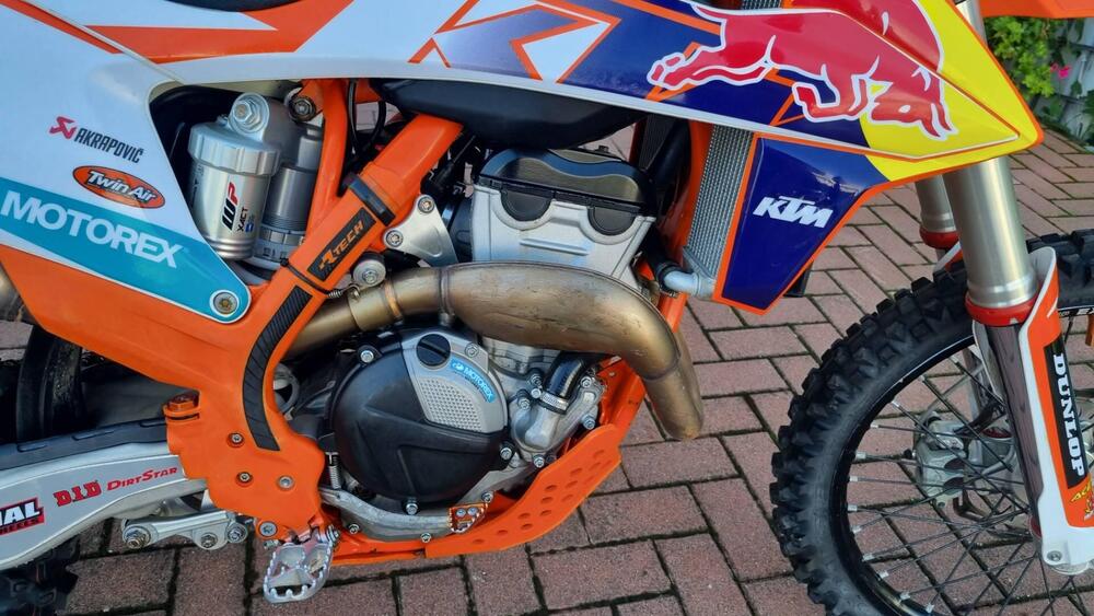 KTM 250 SX-F (2022) (3)