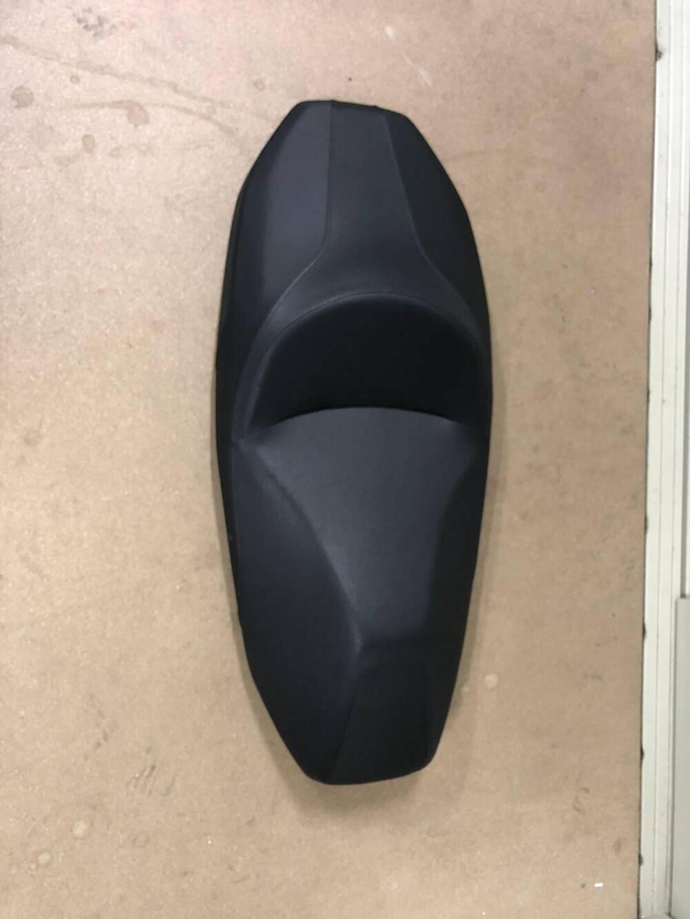 SELLA USATA PER HONDA FORZA 350 CODICE 77200K0B00