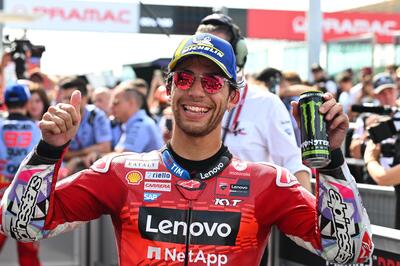 MotoGP 2024. GP dell'Emilia Romagna. Enea Bastianini: "Se parliamo di mosse al limite, quella di Jorge Martin non &egrave; stata da meno. Questa &egrave; anche per Luca Salvadori, era uno di noi"