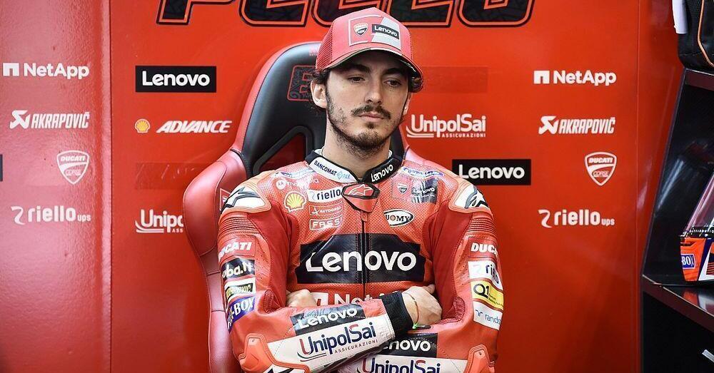 Pecco Bagnaia non si d&agrave; pace a Misano: &ldquo;Mi girano davvero i co*lioni, sono inca*zato nero. Non posso arrabbiarmi con Michelin, ma&hellip;&rdquo;