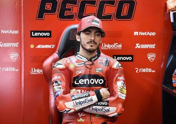 Pecco Bagnaia non si d&agrave; pace a Misano: &ldquo;Mi girano davvero i co*lioni, sono inca*zato nero. Non posso arrabbiarmi con Michelin, ma&hellip;&rdquo;