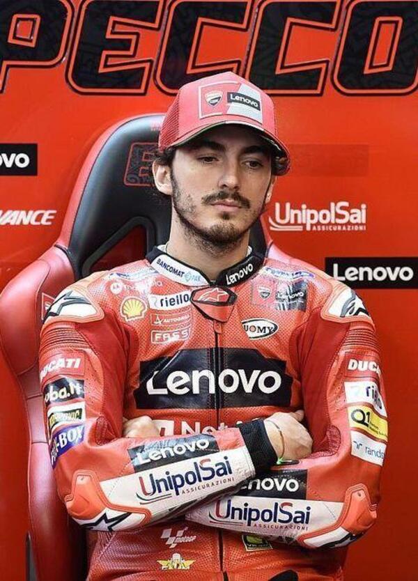 Pecco Bagnaia non si d&agrave; pace a Misano: &ldquo;Mi girano davvero i co*lioni, sono inca*zato nero. Non posso arrabbiarmi con Michelin, ma&hellip;&rdquo;