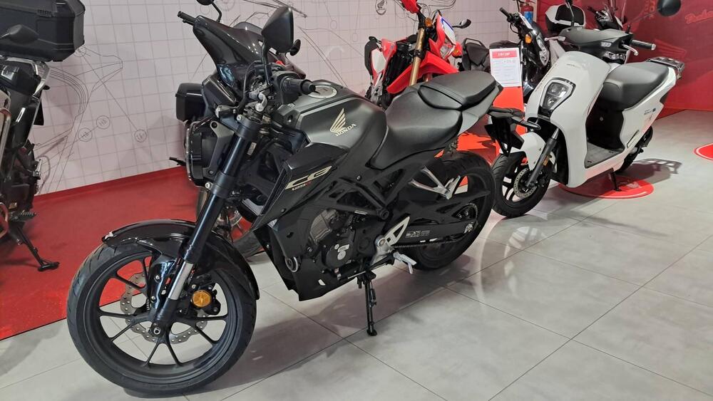 Honda CB 125 R (2024 - 25)