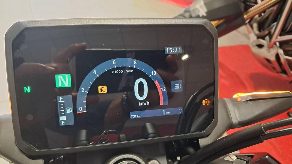 Honda CB 125 R (2024 - 25) (3)