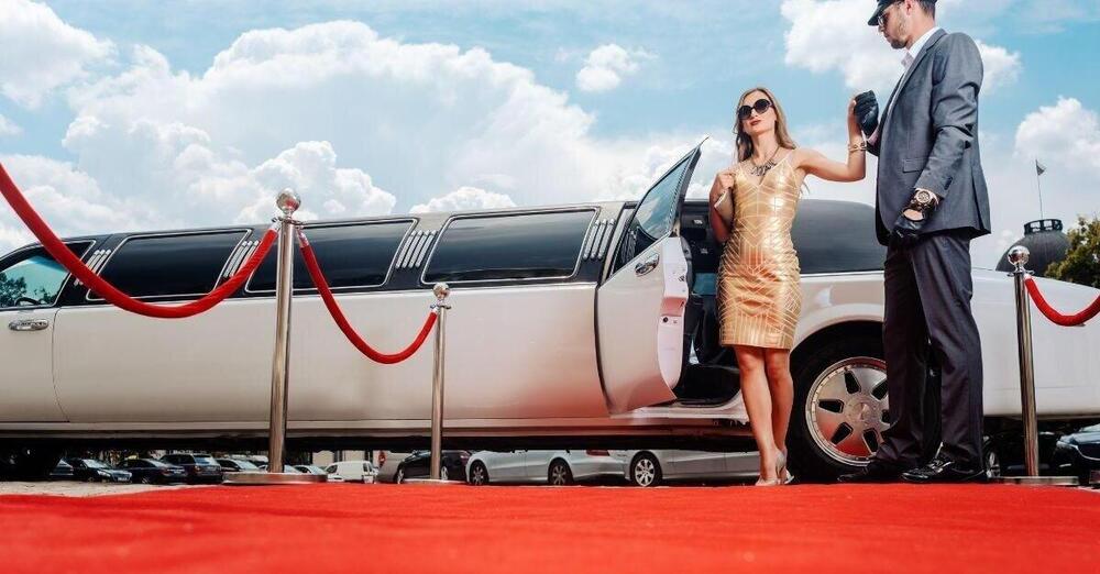 Bye bye limousine. Da rich a trash: come (e perch&eacute;) le &ldquo;auto allungate&rdquo; sono finite in disgrazia. Uber, crisi economica e concorrenza: &egrave; tramontato uno status symbol?