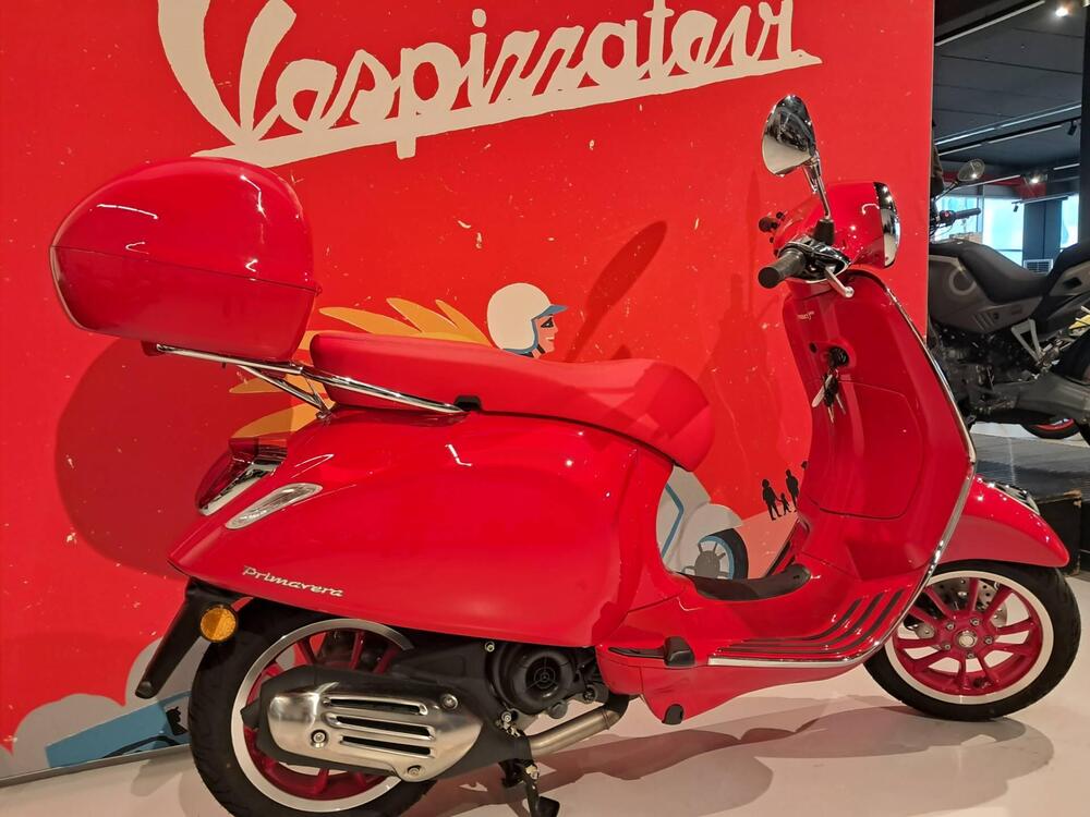 Vespa Primavera 50 RED (2023 - 25) (3)